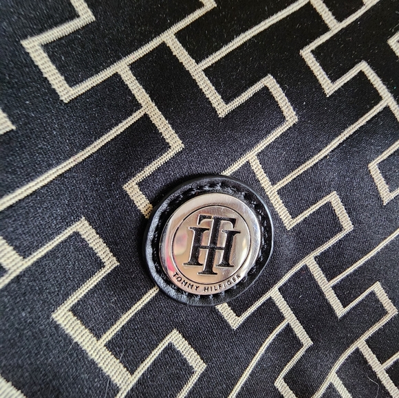 Tommy Hilfiger Logo Black Patterned Tote Bag with Faux Leather Trim Purse - Picture 2 of 6